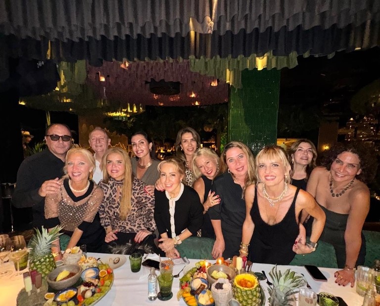 Bosphorus Cigar Club, Londrada Sanatla Bulutu